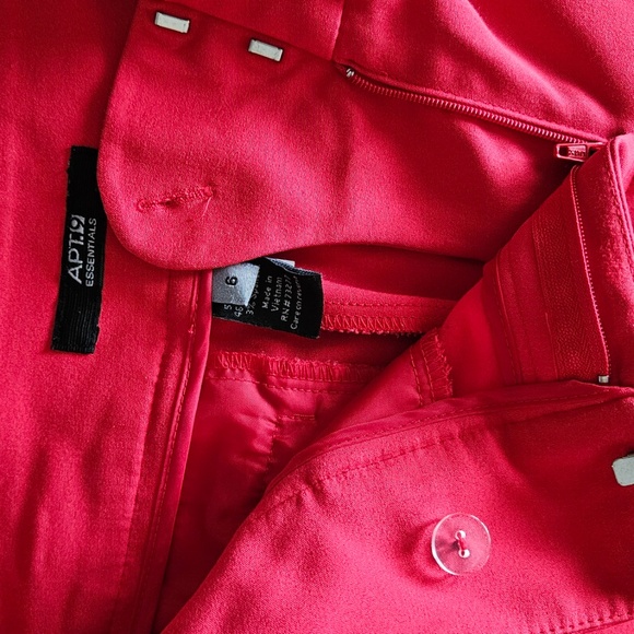 Apt9 Red crops - Picture 4 of 5